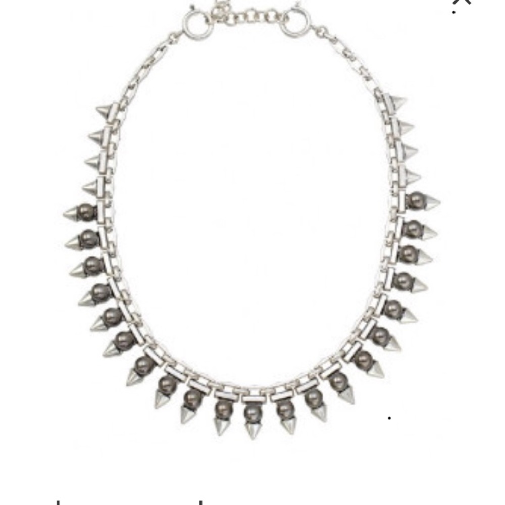 Lynx pearl necklace